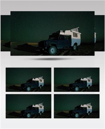 延时摄影夜间在撒哈拉沙漠露营车