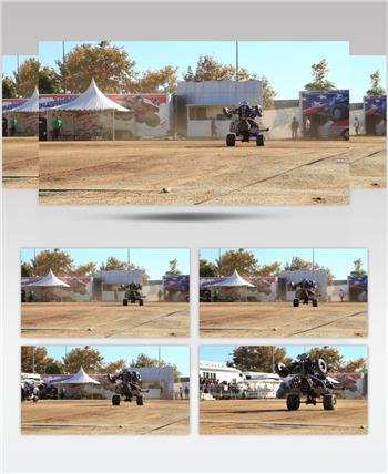 越野车赛车手表演