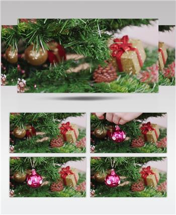 圣诞节圣诞树挂装饰品视频
