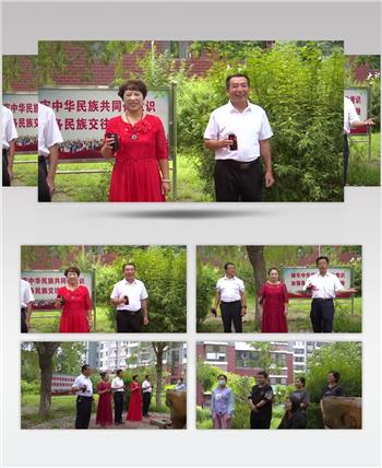 小区内居民表演快板演节目