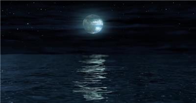 海上月亮倒影