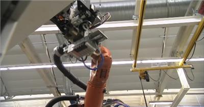 智能化生产线工业制造车间工人流水线视频素材