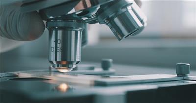 显微镜观察标本实验科学视频素材