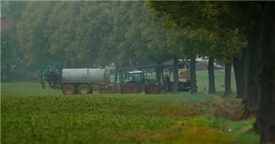 农业畜牧业种植业种草牧草灌溉喷洒视频素材