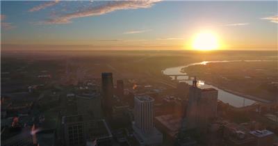 清晨太阳光线城市天际线城市全景视频素材