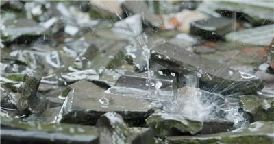 倾盆大雨慢镜头4K实拍