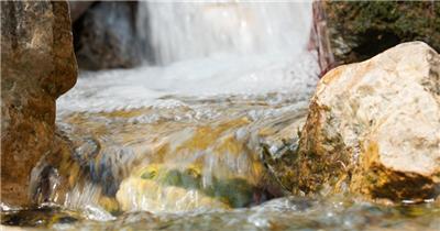 小溪泉水瀑布实拍镜头 (2)
