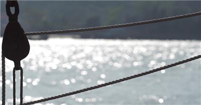 海边码头渔民收拾渔网渔家生活高清实拍视频素材