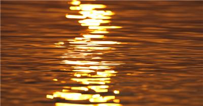 黄昏夕阳金色水面海面太阳倒影