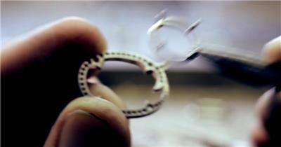 钻石戒子工艺制作切割成型